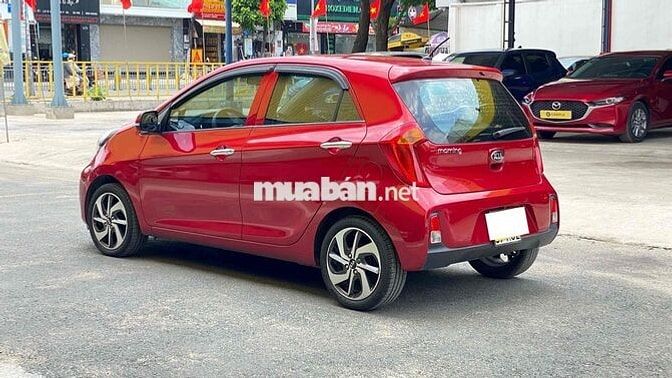 Kia Morning Deluxe màu đỏ -Xe Gia Đình Giá Rẻ