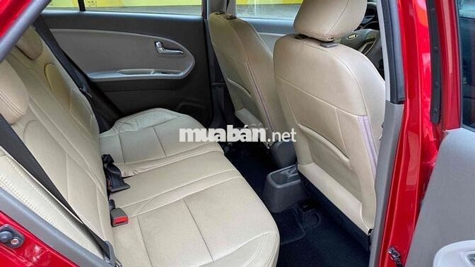 Kia Morning Deluxe màu đỏ -Xe Gia Đình Giá Rẻ
