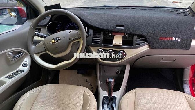 Kia Morning Deluxe màu đỏ -Xe Gia Đình Giá Rẻ