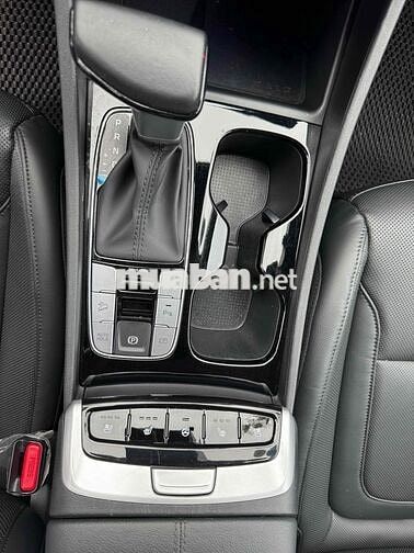 Hyundai Tucson 2023 2.0 AT Đặc biệt - 30000 km
