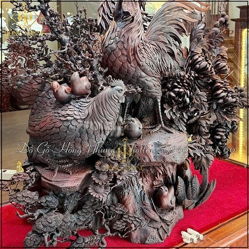 Gia đình gồ gỗ trắc đỏ đen đục thủ công