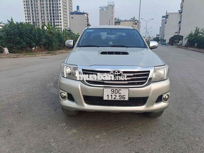 Toyota Hilux 2014 2.4E 4×2 AT - 250000 km