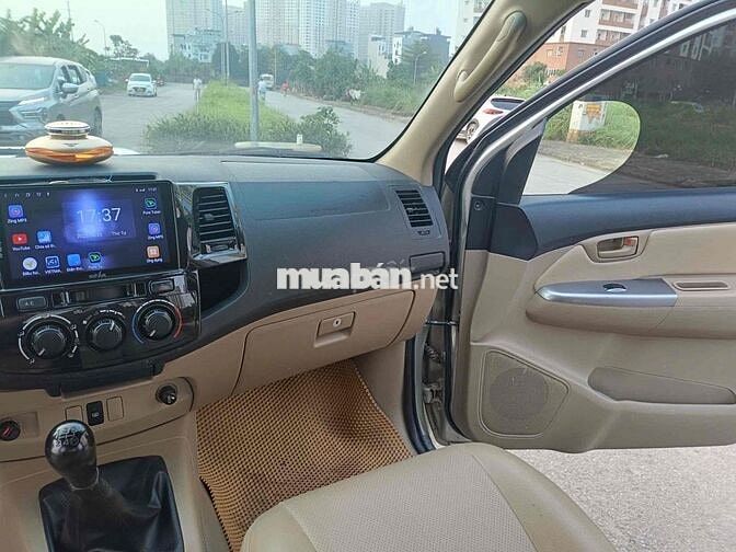 Toyota Hilux 2014 2.4E 4×2 AT - 250000 km