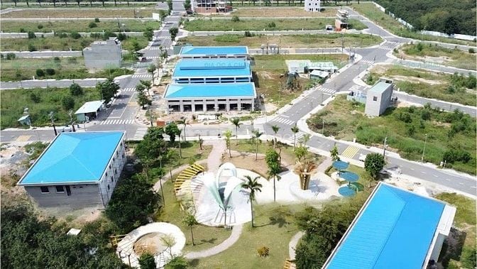 Bán lô đất ở (5mx14m) full thổ cư tại đường 746 sát VSIP3, Bình Dương