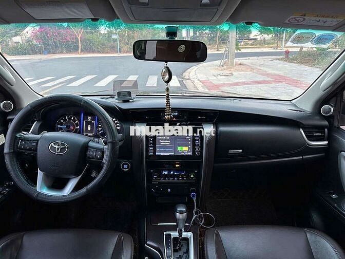 Toyota Fortuner 2018 2.8V 4x4 AT - 77000 km