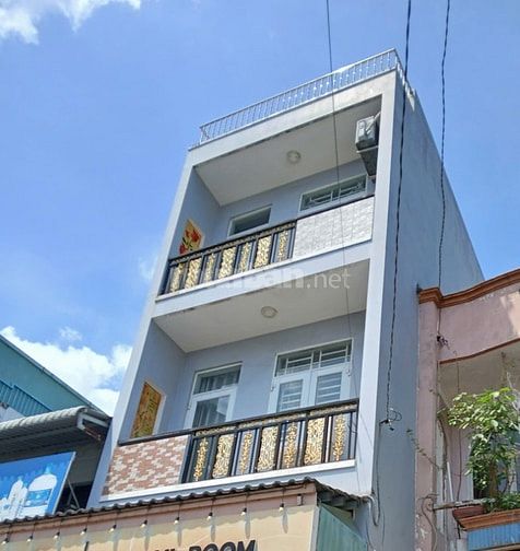 Nhà MTKD đường Lê Văn Quới, 4m x 21m, 2 lầu - tiện KD, buôn bán
