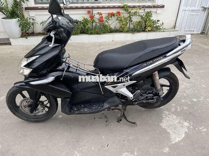 Bán xe airblade chính chủ còn đẹp như hình