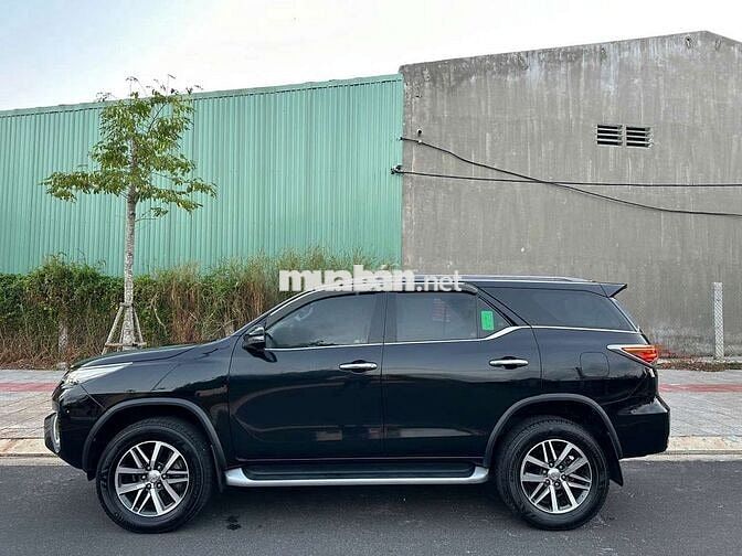 Toyota Fortuner 2018 2.8V 4x4 AT - 77000 km