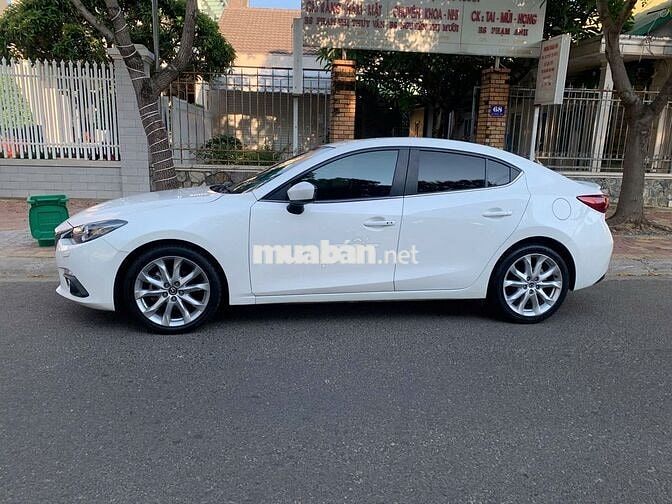 Mazda 3 2017 2.0 AT 1 chủ mua mới bản full