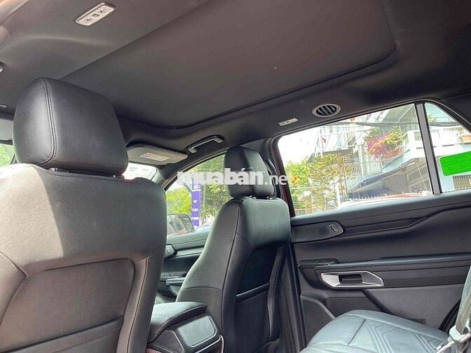 Ford Everest 2024 Titanium 2.0 AT 4x2 - 17000 km