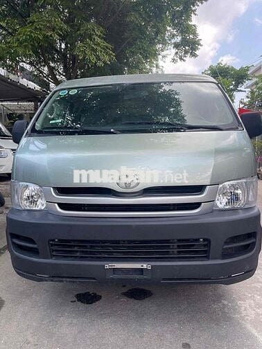 Toyota Hiace 2008 Commuter 2.5 - 250000 km
