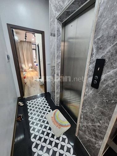 Nhà Đẹp Ô Tô Vào Nhà Yên Lạc, Hai Bà Trưng 57m, 5 tầng, mt 4m, 18.8 tỷ