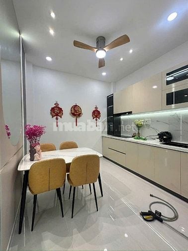 Bán gấp nhà đẹp Vĩnh Viễn, P5, Q10 – 4x10m, 3 tầng, giá tốt 2 tỷ 350