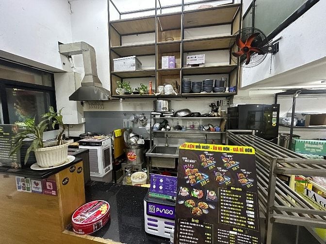 Cho thuê mặt bằng hoặc nguyên căn