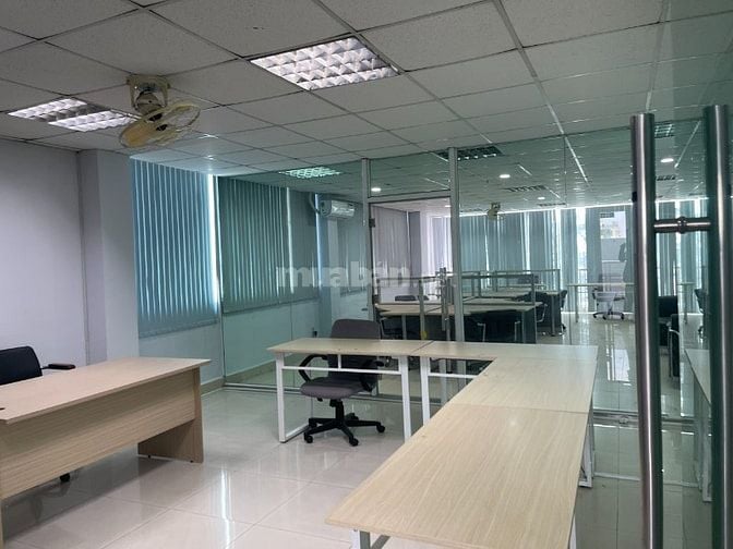 Cần cho thuê nhà làm Văn phòng công ty tại Tân Phú
