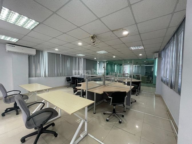 Cần cho thuê nhà làm Văn phòng công ty tại Tân Phú