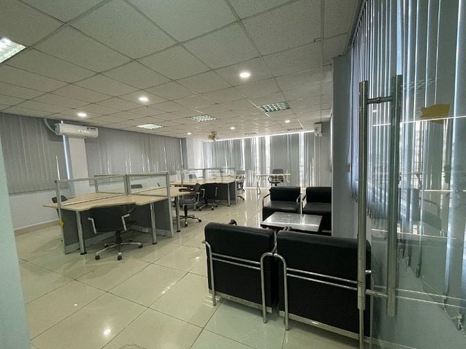 Cần cho thuê nhà làm Văn phòng công ty tại Tân Phú