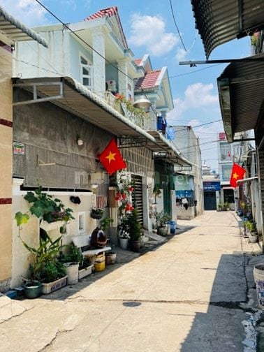 Chính chủ, 70m2( 5 x 14 ) chỉ 3.3 tỷ, 2T 4PN Đông Hoà Dĩ An