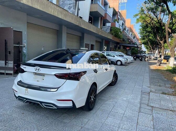 Hyundai Accent 2018 1.4 MT - 85000 km