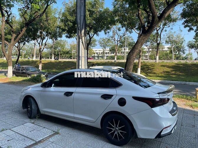 Hyundai Accent 2018 1.4 MT - 85000 km