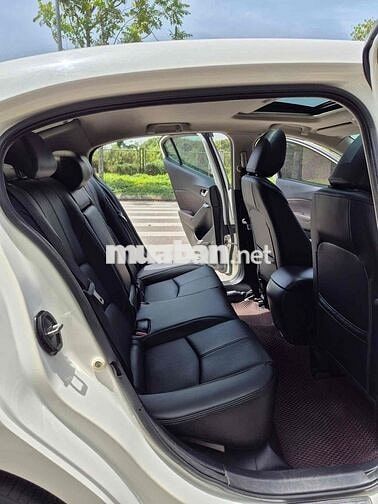 Mazda 3 sx 2017 1.5 AT Sedan - 85000 km