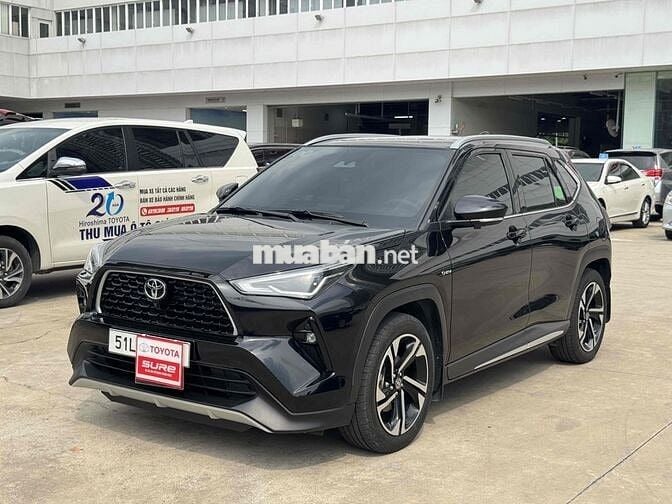 Toyota Yaris Cross 2023 HEV giảm giá sâu
