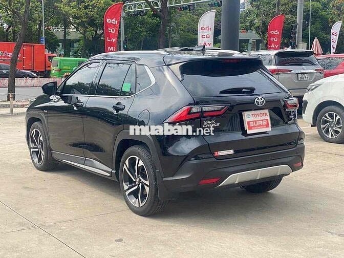 Toyota Corolla Cross 2023 1.8HV - XĂNG ĐIỆN