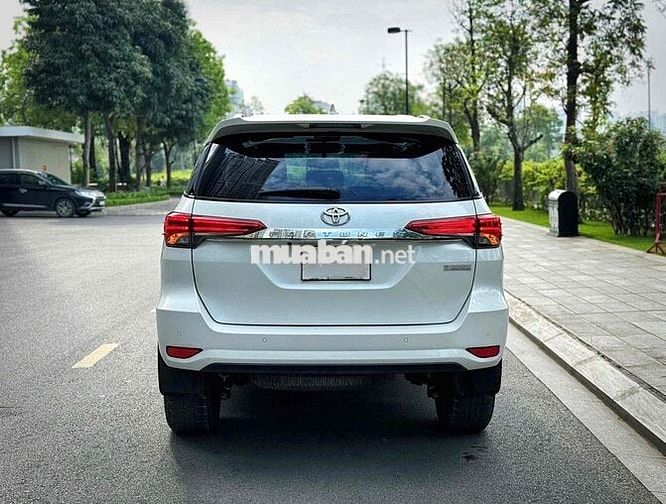 Toyota Fortuner 2022 2.4L 4x2 AT - 60000 km
