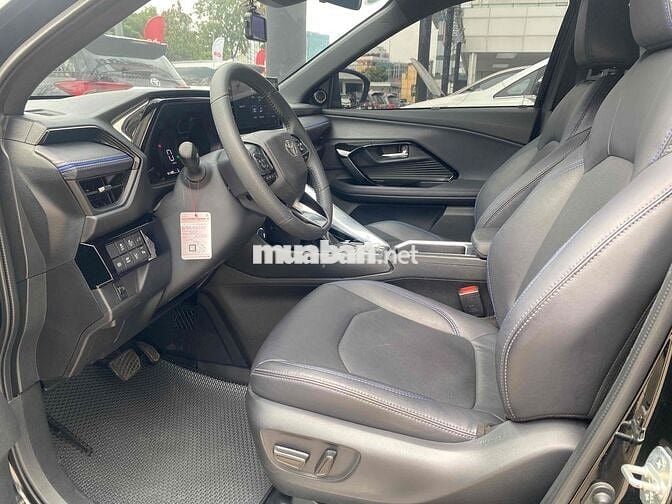 Toyota Yaris Cross 2023 HEV - 29000 km