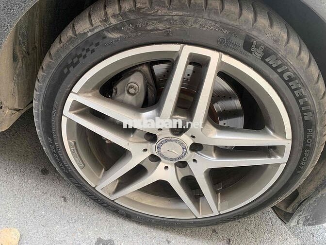 Mercedes Benz E Class 2013 E400 AMG - 995000 km