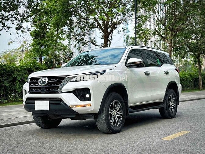 Toyota Fortuner 2022 2.4L 4x2 AT - 60000 km
