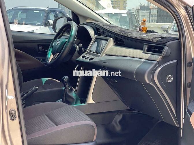 Toyota Innova 2023 2.0E MT - Số Sàn - Có Trả Góp