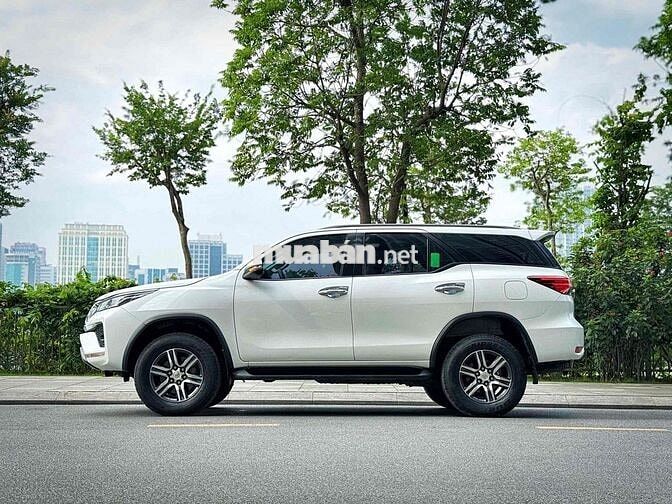 Toyota Fortuner 2022 2.4L 4x2 AT - 60000 km