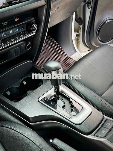 Toyota Fortuner 2022 2.4L 4x2 AT - 60000 km