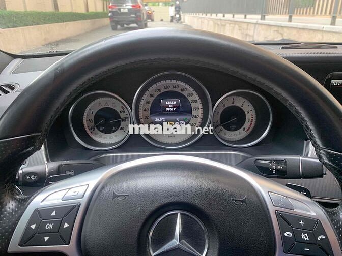 Mercedes Benz E Class 2013 E400 AMG - 995000 km