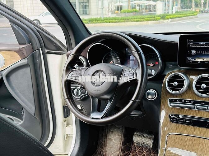 Mer GLC 250 4Matic sx 2018 siêu mới