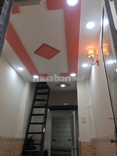 Cho thuê nhà hẻm 68/280A2 Trần Quang Khải Quận 1, trệt lầu, giá 5tr