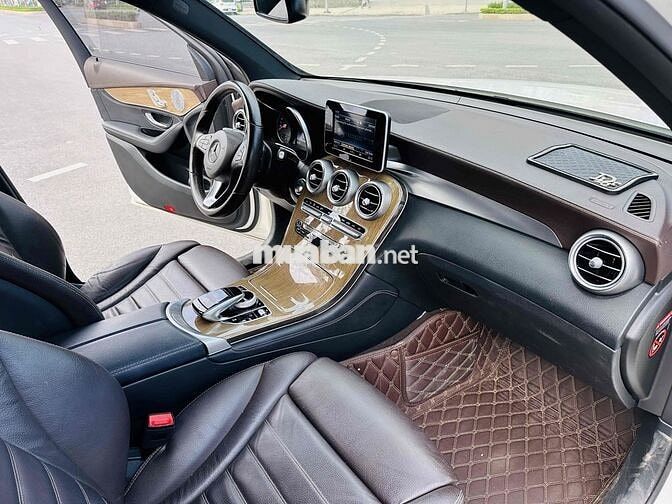 Mer GLC 250 4Matic sx 2018 siêu mới
