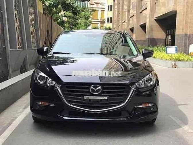 Mazda 3 2019 1.5L Luxury - 11000 km
