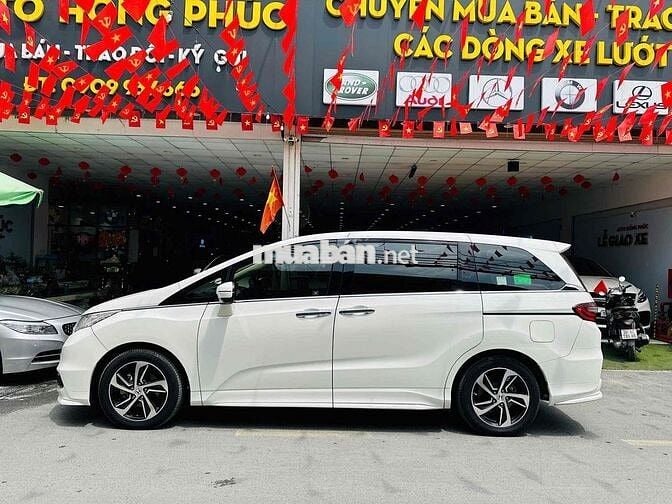 Honda Odyssey 2016 2.4 CVT - Model 2017
