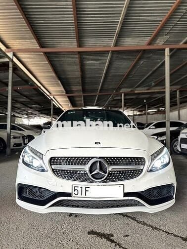 Mercedes Benz C Class 2016 C300 AMG - 41000 km