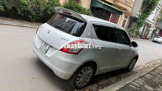 Suzuki Swift 2014 1.4 AT - 145863 km