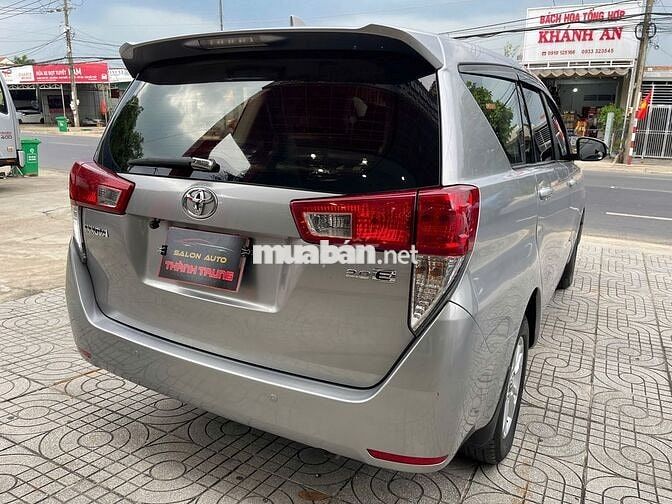 Toyota Innova 2018 2.0E