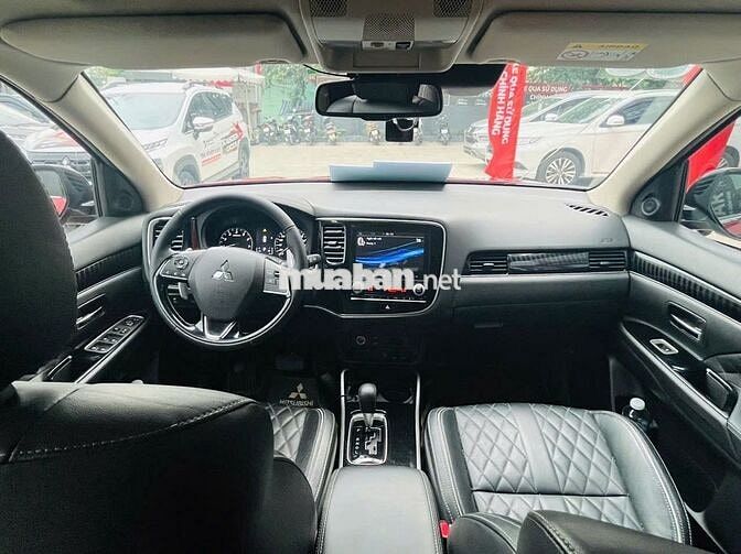 SIÊU HOT Outlander Premium 2022 Đi 3 Vạn, Siêu Đẹp