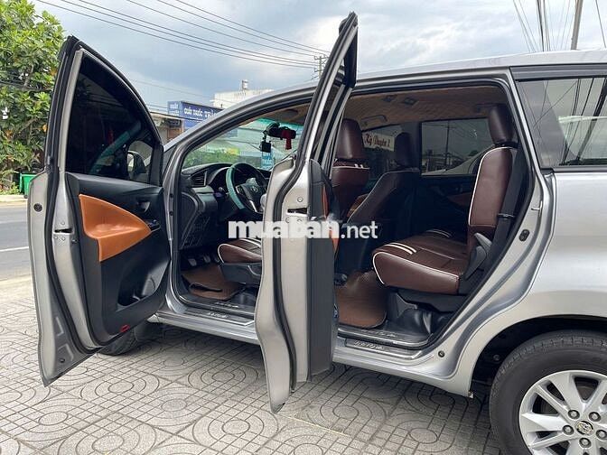 Toyota Innova 2018 2.0E
