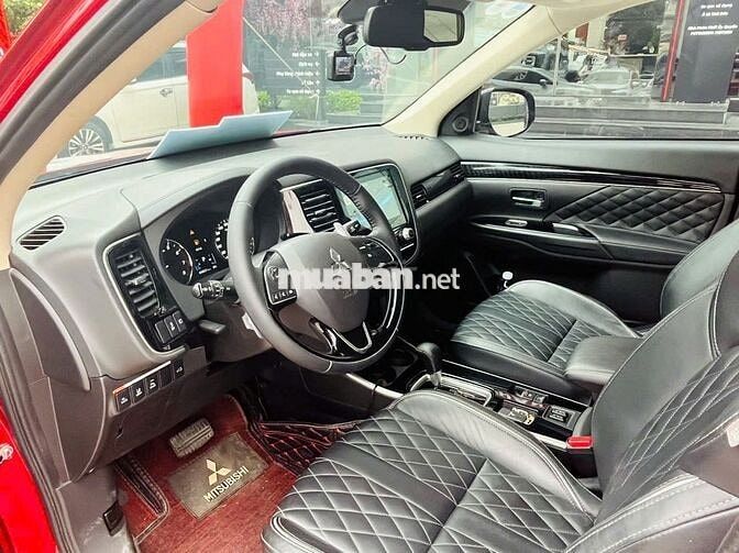 SIÊU HOT Outlander Premium 2022 Đi 3 Vạn, Siêu Đẹp