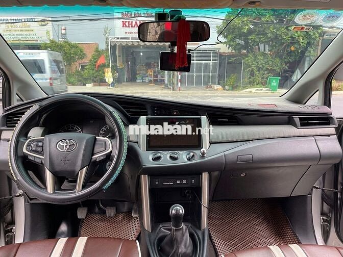 Toyota Innova 2018 2.0E