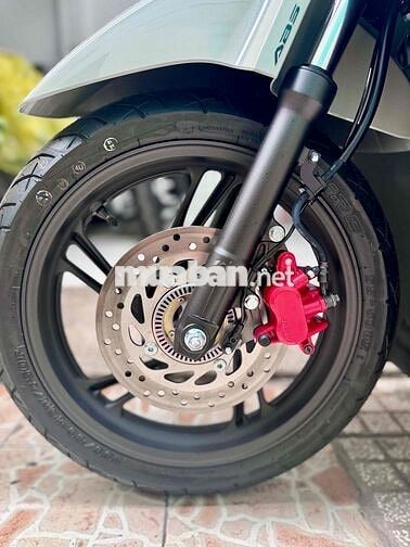 SH 160 ABS Xám Xi Măng Thể Thao 2025 odo 3km