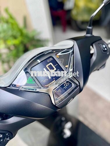 SH 160 ABS Xám Xi Măng Thể Thao 2025 odo 3km