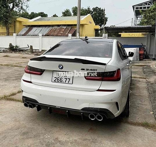Bán BMW 3 Series 2019 330i M Sport nhiều đồ chơi